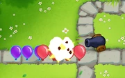 Bomb Shooter popping Purple Bloons