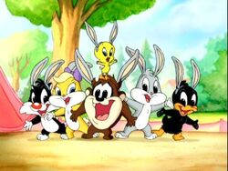 Baby Looney Tunes Lola And Bugs