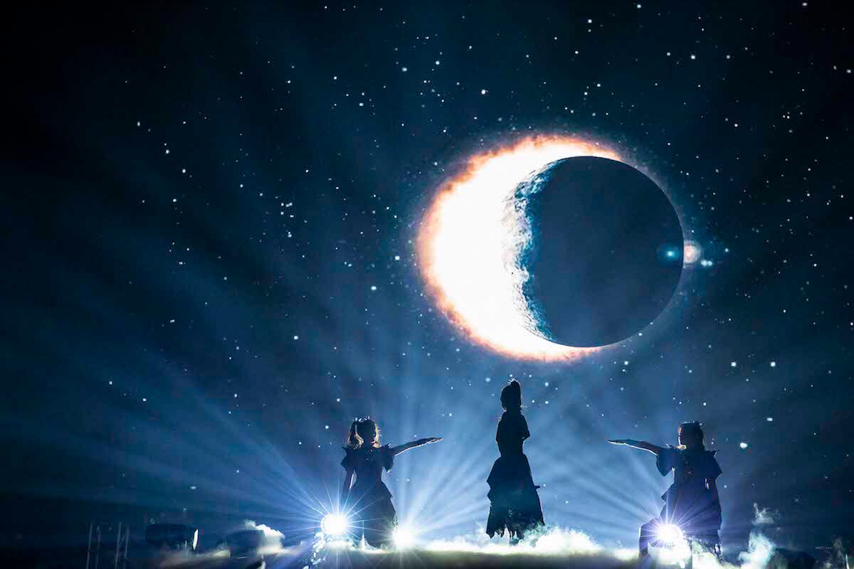 邦楽 BABYL - LIVE AT THE FORUM LIVE AT THE FORUM - Album by BABYMETAL | Spotify