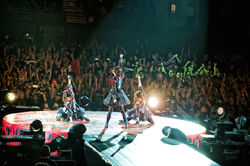 アイドル BABYL 2016 THE SEE ARENA WEMBLEY Babymetal review – J-pop teen metallers come of age | Metal