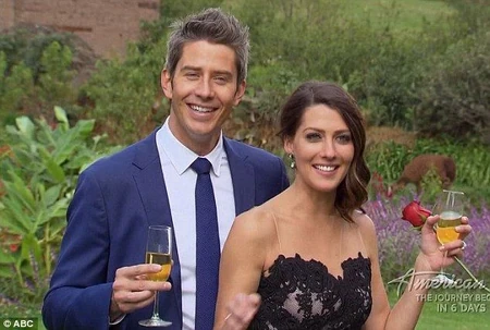 Season 22 - Arie & Becca