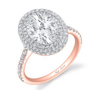 The ring Jason Mesnick gave Molly Malaney for their 5-year anniversary. The couple has 1 child.