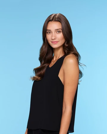 Whitney Fransway Bachelor Nation Wiki Fandom Age, what she did before fame, her family life. whitney fransway bachelor nation wiki