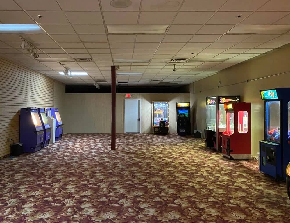 Level 17: "Empty Funzone" | Backrooms Freewriting Wiki | Fandom