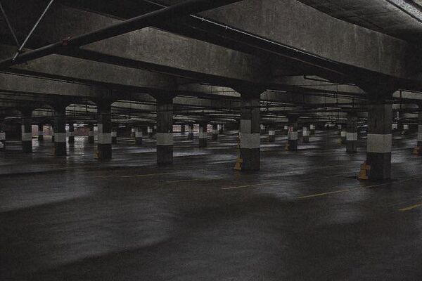 Level 4.2 Parking Lot Of Fog [Backrooms Wikidot] 