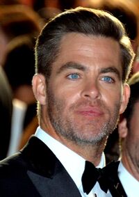 Chris Pine - Wikipedia