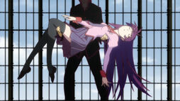 Araragi catches senjougahara.jpg