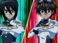 Danshun.jpg (50 KB) Dan i Shun uruchamiają zestawy bojowe