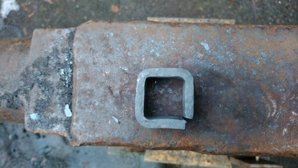 Forging quadrangular handle - 03