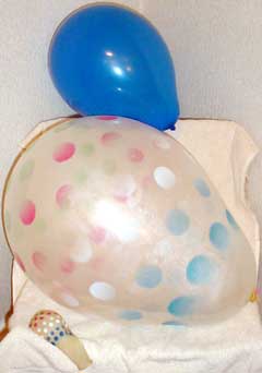 Qualatex 18 inch Clear Stuffing Balloon, BIG POLKA DOTS