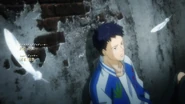Sing surrounded by feathers in the intro.jpg (89 KB) BERJAYA
