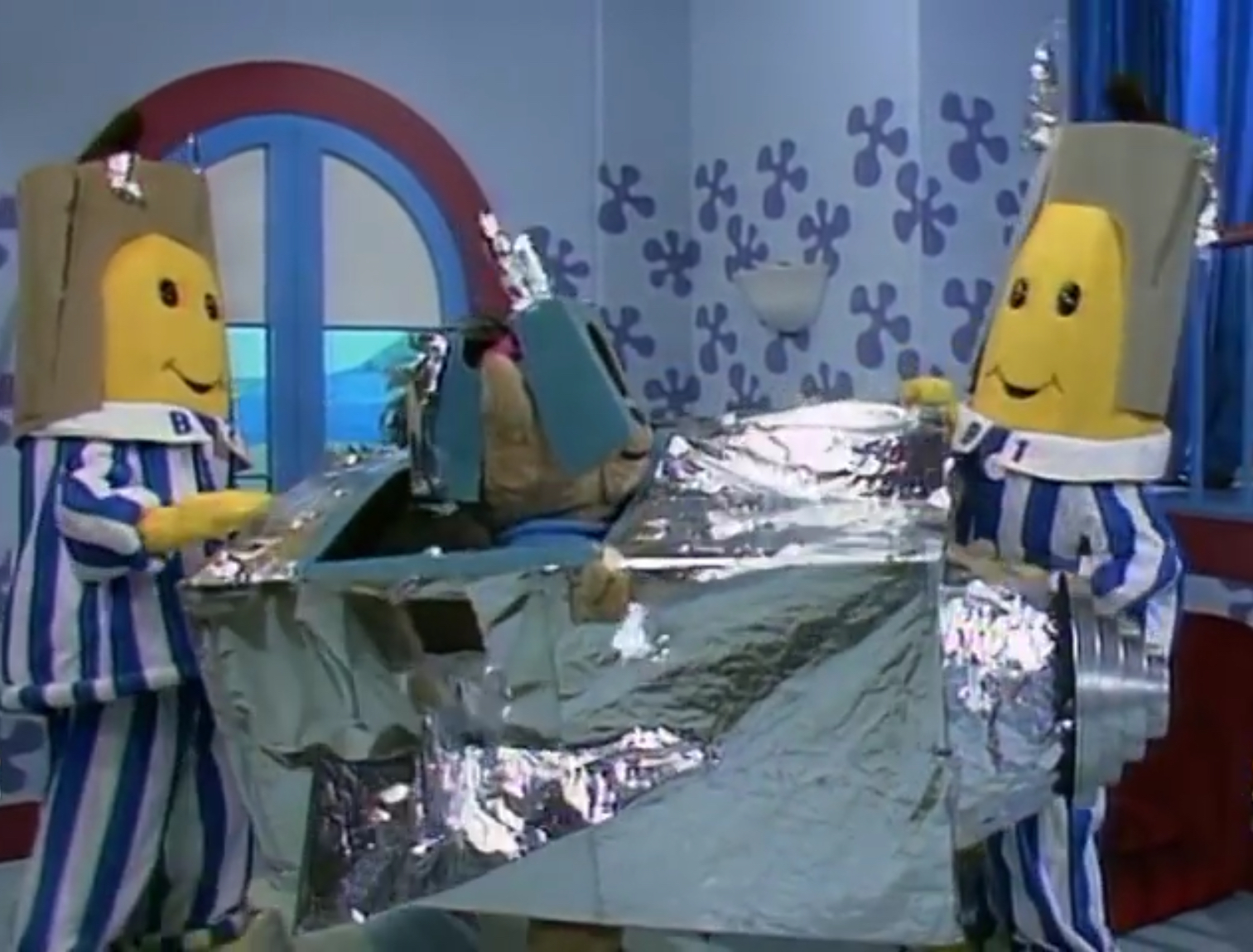 Moon Rocket Bananas in Pyjamas Wiki Fandom