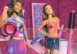 Nikki amiga de barbie hotsell