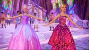 On-the-ball-barbie-movies-35338022-500-281