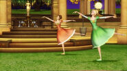 Barbie-12-dancing-princesses-disneyscreencaps.com-5305