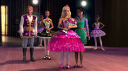 Barbie-pink-shoes-disneyscreencaps.com-8054