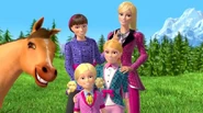A horse, Skipper, Barbie, Chelsea and Stacie