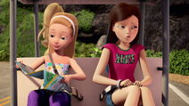 Barbie-puppychase-disneyscreencaps.com-933