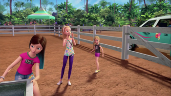Barbie-puppychase-disneyscreencaps.com-2114