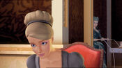 Barbie-12-dancing-princesses-disneyscreencaps.com-2301