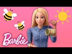 Mela barbie vlog store