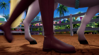 Barbie-puppychase-disneyscreencaps.com-1254
