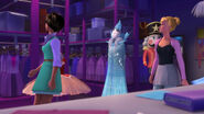 Barbie-pink-shoes-disneyscreencaps.com-1129