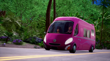 Barbie-puppychase-disneyscreencaps.com-5259