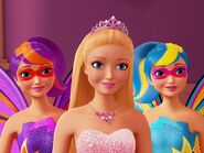 Barbie-in-princess-power-barbie-movies-37785364-400-300