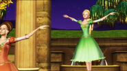 Barbie-12-dancing-princesses-disneyscreencaps.com-5220