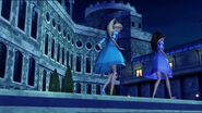 Hadley and Isla escape from the palace guards