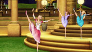 Genevieve, Hadley and Isla dance