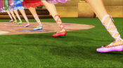 Barbie-12-dancing-princesses-disneyscreencaps.com-5446