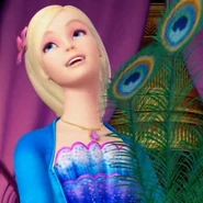 Rosella-peacock.jpg (164 KB)