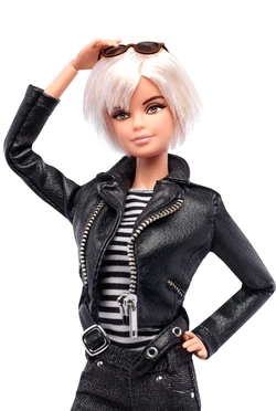 2015 Andy Warhol Barbie doll NRFB Platinum Label LE 999 DGW53
