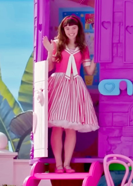 Skipper barbie movie top