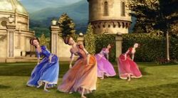 185px-Ashlyn-Blair-Courtney-Edeline-Dance-barbie-in-the-12-dancing-princesses-28680198-624-344 (1).jpg
