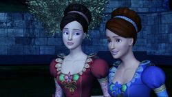 185px-Barbie-12-dancing-princesses-disneyscreencaps.com-8217.jpg