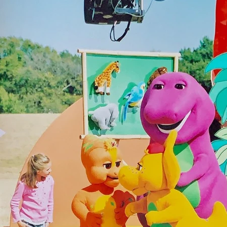 Let S Make Music Barney Wiki Fandom verse 1 barney is a dinosaur from our imagination and when he's tall he's what we call a dinosaur sensation verse 2 barney's friends are big and small they come from lots of places. let s make music barney wiki fandom
