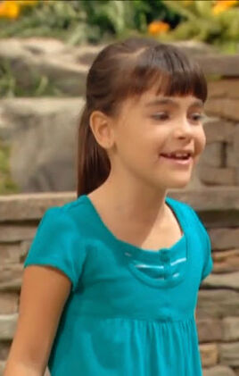 Claire (Clara Blankenship)