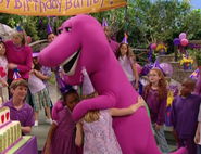 Tracy | Barney Wiki | Fandom