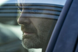 S03E02 Still 004