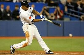Vernon Wells lends hand as guest coach at Blue Jays' spring training