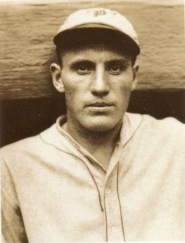 Chuck Klein 1940 Philadelphia Phillies Team Signed National League