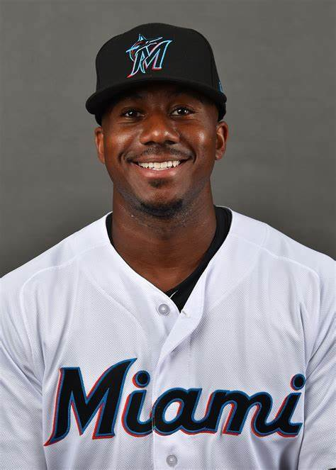 Lewis Brinson - Wikipedia