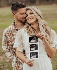 Pregnancy announcement #1.