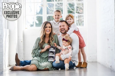 Pregnancy announcement #4.