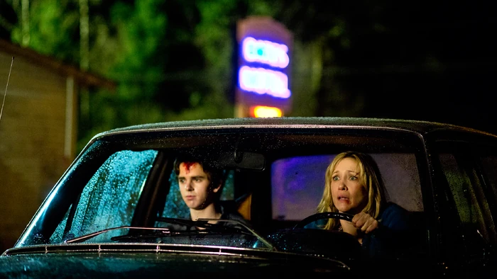 Norma gets Norman into the car only to realize that she left the keys in her room. Suddenly, shots are fired in the house. She stares, petrified with fear, as a shadowy figure emerges slowly from the house and makes its way towards them.