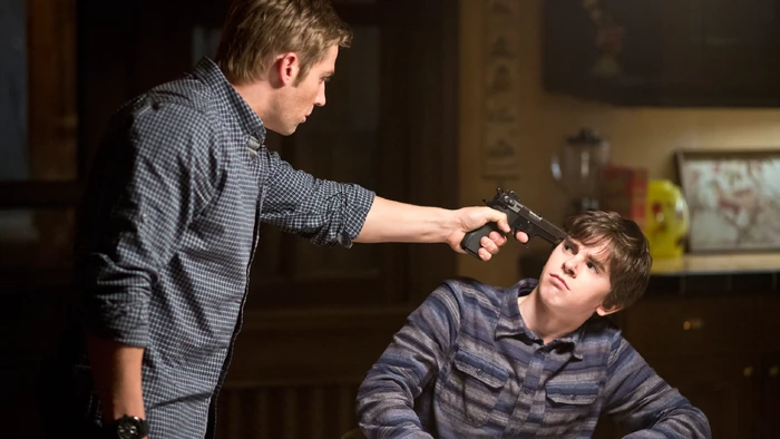 Shelby puts his gun to Norman's head, telling him he shouldn't have been poking his nose into things that weren't his business. Norma swears that they won't tell anyone about anything and Dylan agrees, but Norman just sits there quietly.
