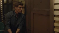 Shelby-searching-the-motel